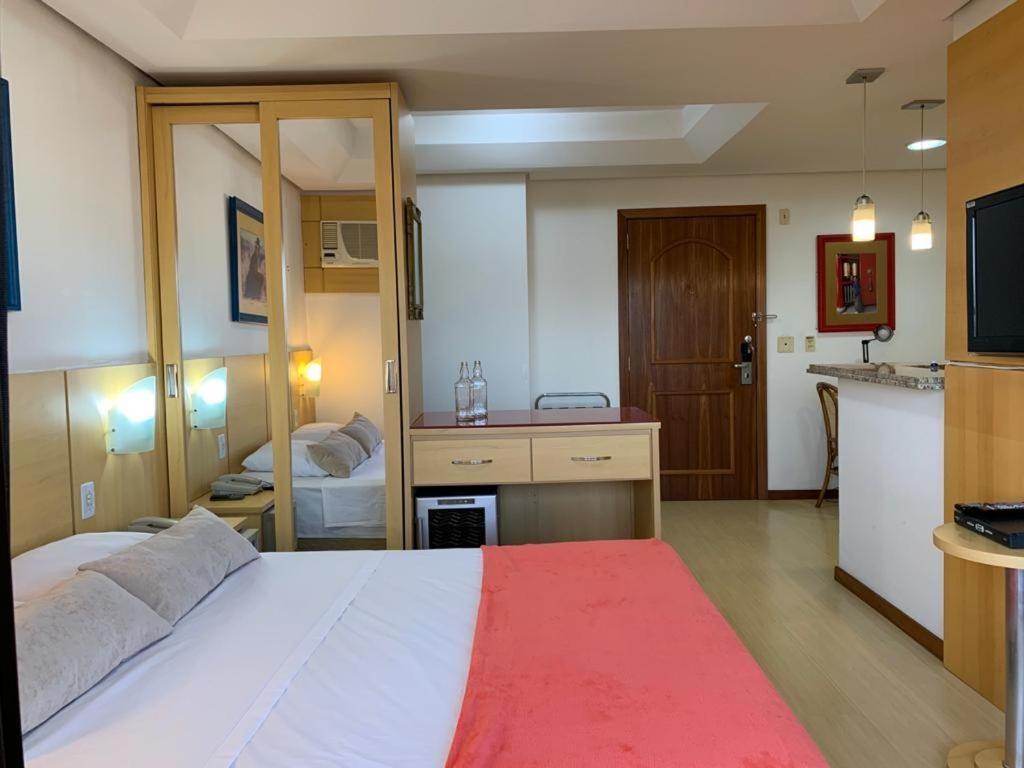 Apartamento Beverly Hills Studio 阿雷格里港 外观 照片